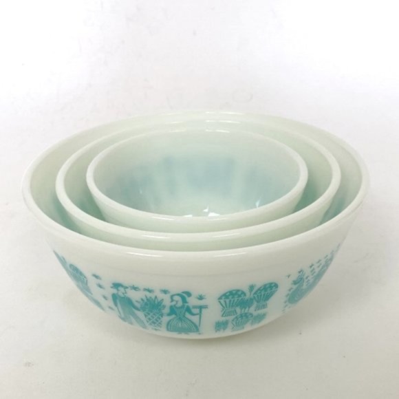DECIDED TO KEEP NOT FOR SALE Pyrex Mixing Nesting Bowls Amish Butterprint 1950 - Picture 4 of 9